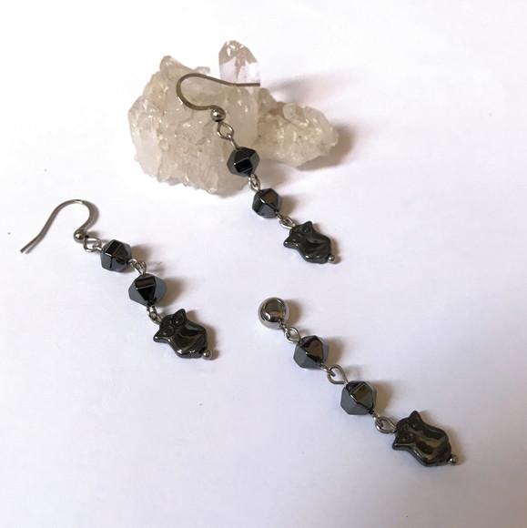 Conjunto Brincos e Pingente Coruja Hematitas Aço Inoxidavel