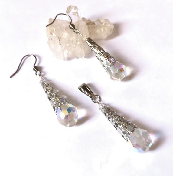 Conjunto Brinco e Pingente com Gota de Cristal e Aço Inox
