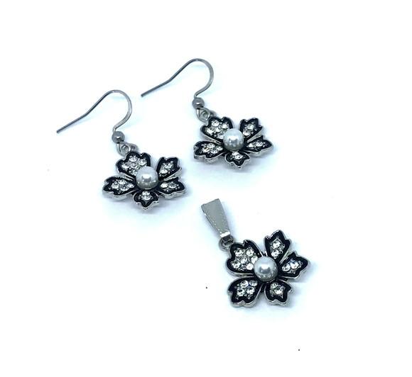 Conjunto Gancho em Aço Inox com Flor em Liga de Zinco Strass