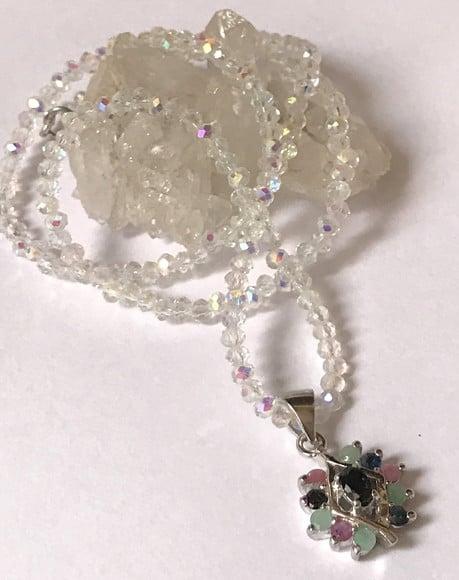 Choker Cristal Ab 2 mm e Pingente Rubi Safira e Esmeralda