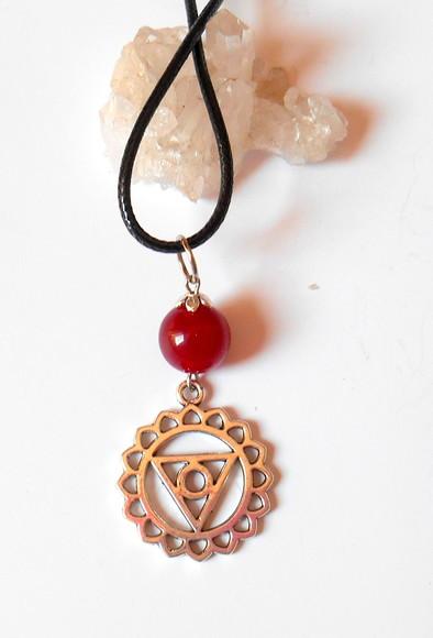 cordão colar com jade rubi simbolo 3° chakra