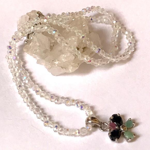 Choker Cristal Ab 2 mm e Pingente Rubi Safira e Esmeralda