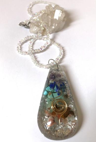 Choker Cristal Ab 2 mm e Pingente 7 Chakras
