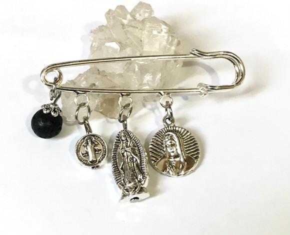 Broche com Lava Vulcanica Pingentes Religiosos Virgem Maria