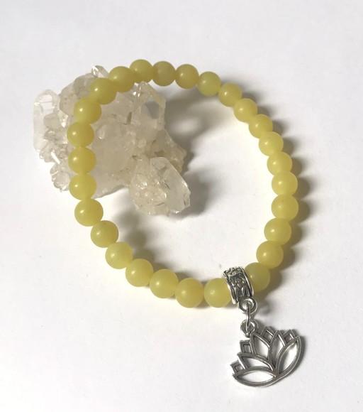 Pulseira Japamala Jade Verde Limão 27 Contas e Flor de Lotus