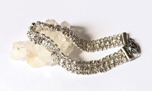 Tornozeleira Prateada com Strass 3 Linhas