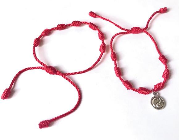 Pulseira Vermelha 7 Nós Kabbalah Sorte e Protecao Kit com 2