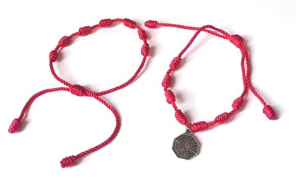 Pulseira Vermelha 7 Nós Kabbalah Sorte e Protecao Kit com 2