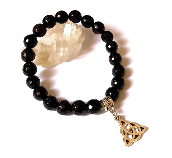 Pulseira Japamala Ametista Black 21 Contas e Triquetra