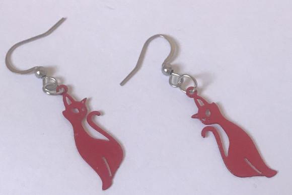 Brinco Com Gancho Aço Inox E Gato Vermelho