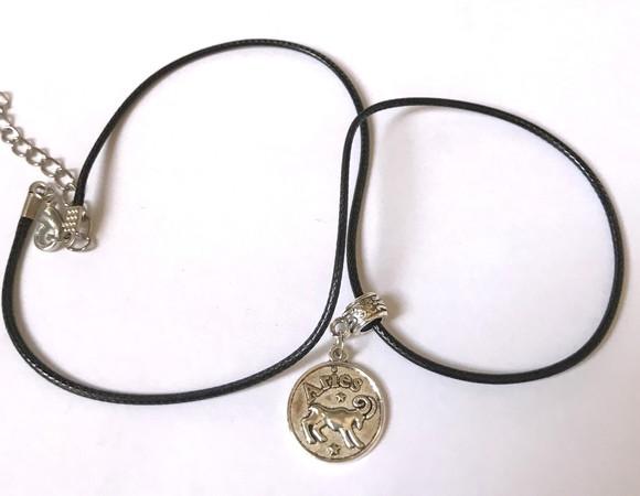 Cordão colar com pingente signos constelação