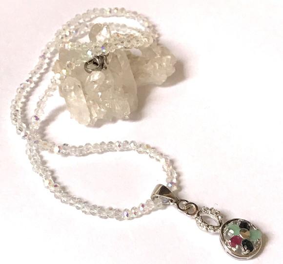 Choker Cristal Ab 2 mm e Pingente Rubi Safira e Esmeralda