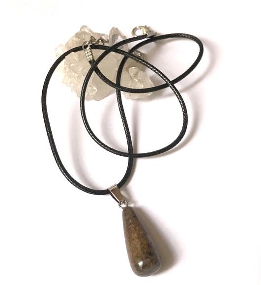 Cordão Colar com Pingente Gota de Jaspe