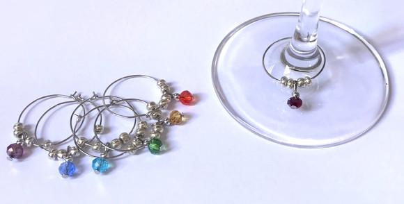 Marcadores de taça com cristais Theco facetados 7 chakras