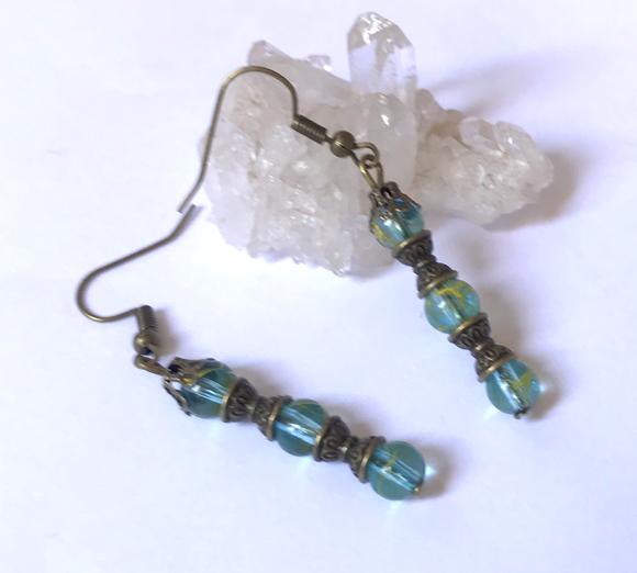 Brinco Gancho Ouro Velho com Cristal Azul e Amarelo