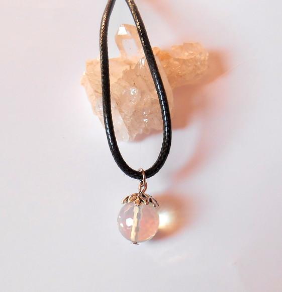 cordão colar com pedra da lua