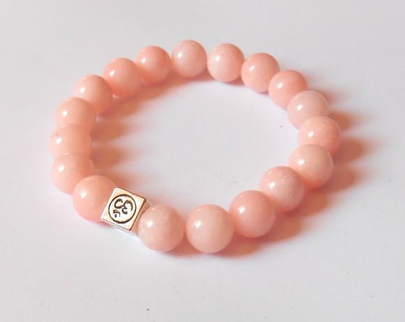 Pulseira Jade rosa e simbolo OM