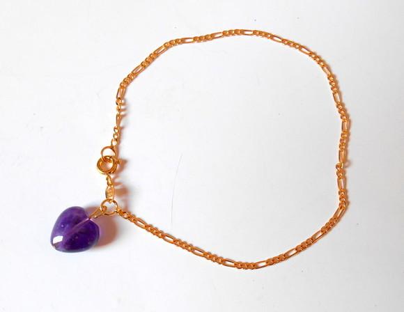 Pulseira folheada a ouro com coração cristal ametista