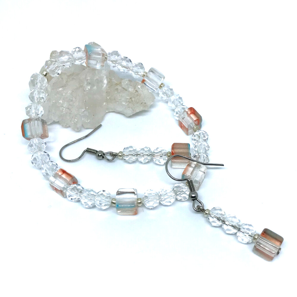 Conjunto Exclusivo de Pulseira e Brincos com Cristais Dadinho e F