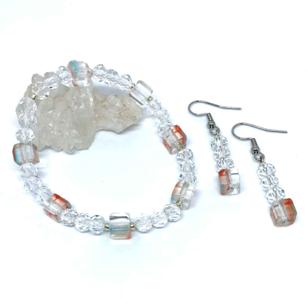 Conjunto Exclusivo de Pulseira e Brincos com Cristais Dadinho e F