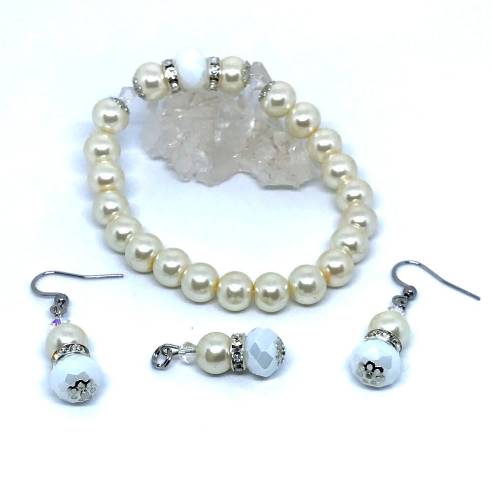 Conjunto Brilho e Elegancia Classica Perola de Vidro ,Cristal e I