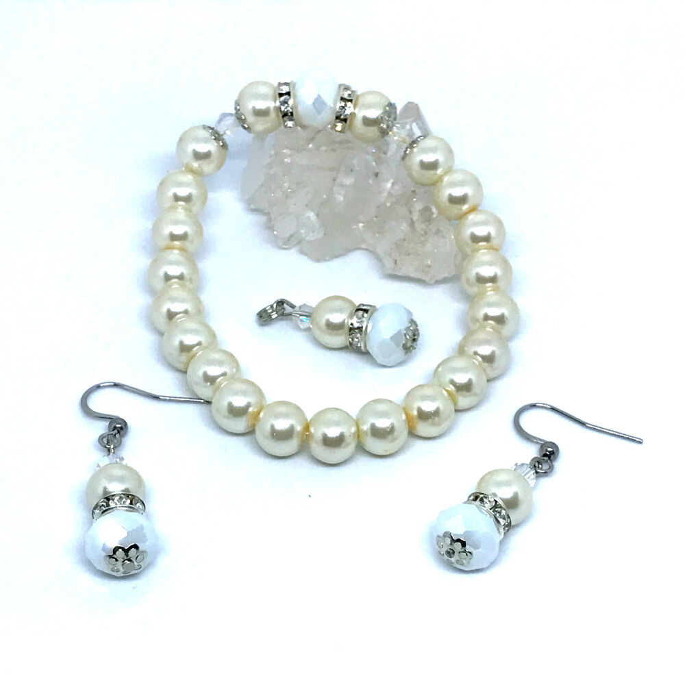 Conjunto Brilho e Elegancia Classica Perola de Vidro ,Cristal e I