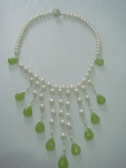 Maxi Colar Pérolas e Jade Limão