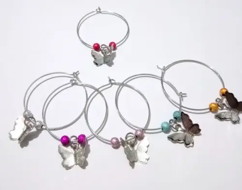 Marcadores de Taça Mini Borboletas Prateadas com 6 Aros