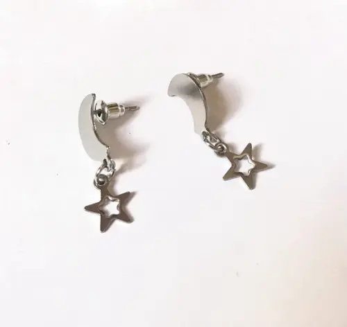 Brinco Pino em Aço Inox com Estrela e Lua