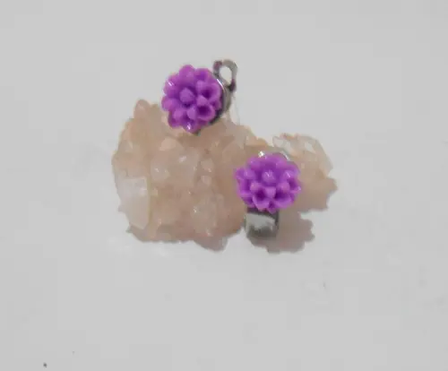 Brinco de Pressão Prateado com Flor Lilás