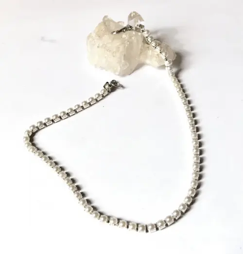 Pulseira Prateada Corrente com Perola Abs