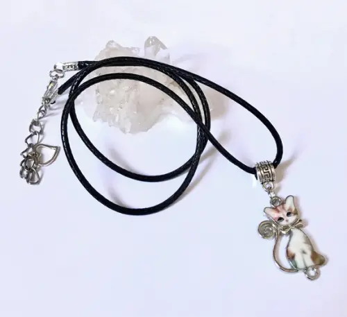 Cordão Colar com Gatinho em Prateado