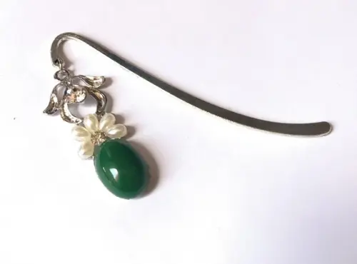 Marcador de Pagina/ Bíblia Metal com Pingente Verde