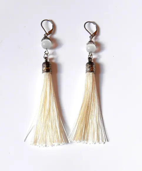 Brinco com Olho de Gato e Tassel