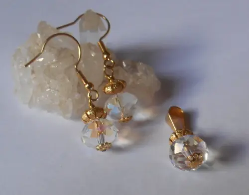 Conjunto com Brinco e Pingente com Cristal