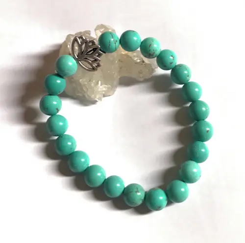 Pulseira Japamala com Howlita Turquesa Flor de Lotus