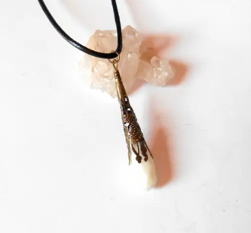 cordão colar com gota agata branca em ouro velho