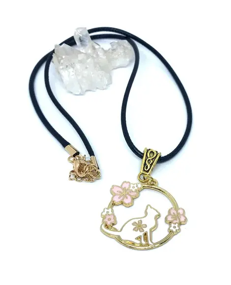 Cordão Colar com Gato Esmaltado Metal em Dourado