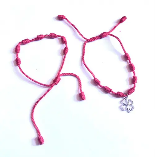 Pulseira Vermelha 7 Nós Kabbalah Sorte e Protecao Kit com 2