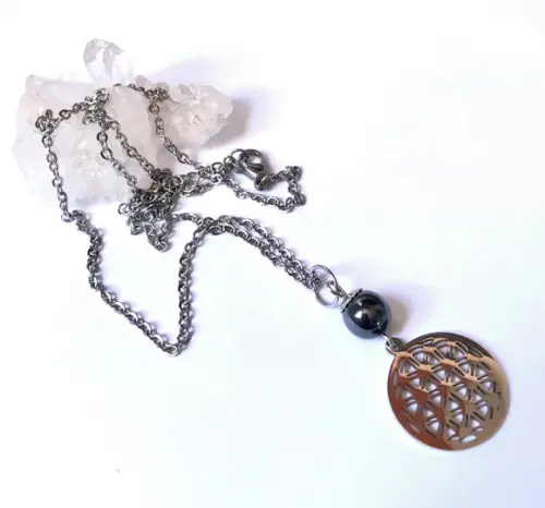 Cordão Colar em Aço Inox Pingente Flor da Vida e Hematita