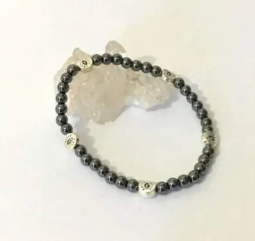 Pulseira Ajustavel com Hematita e Olho Grego
