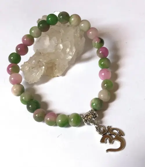 Pulseira Japamala 27 Contas Jade Colorida e Simbolo Om