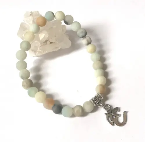 Pulseira Japamala com 27 Contas de Amazonita Fosca e Om