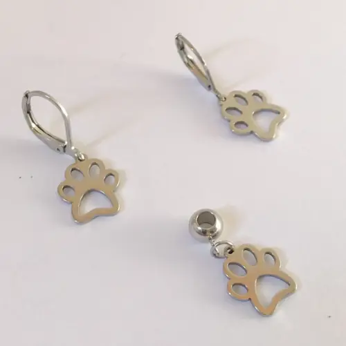 Conjunto Brincos e Pingente em Aço Inox Pet Patinhas
