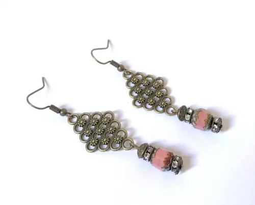 Brinco Ouro Velho com Cristal Theco Rose e Cristal Rondell