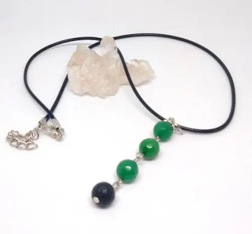 Cordão Colar com Jade Esmeralda e Difusor Aromaterapia
