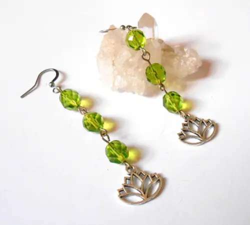 Brinco Cristal Theco Verde e Flor de Lotus
