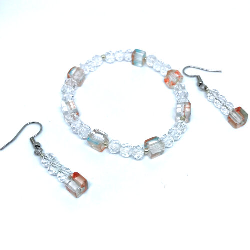 Conjunto Exclusivo de Pulseira e Brincos com Cristais Dadinho e Facetado