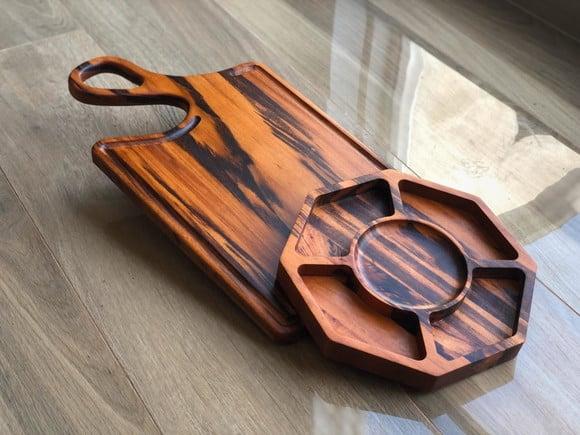 Kit personalizado de tabua e petisqueira