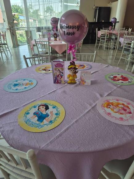 Centro de Mesa Princesas